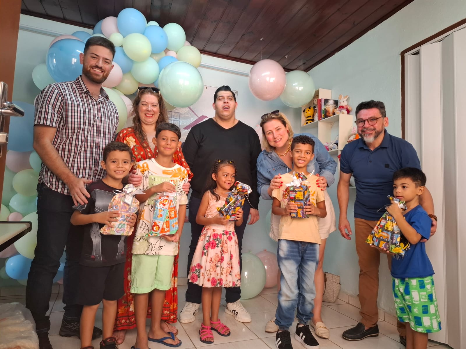 crianças unidas na pascoa ong acf